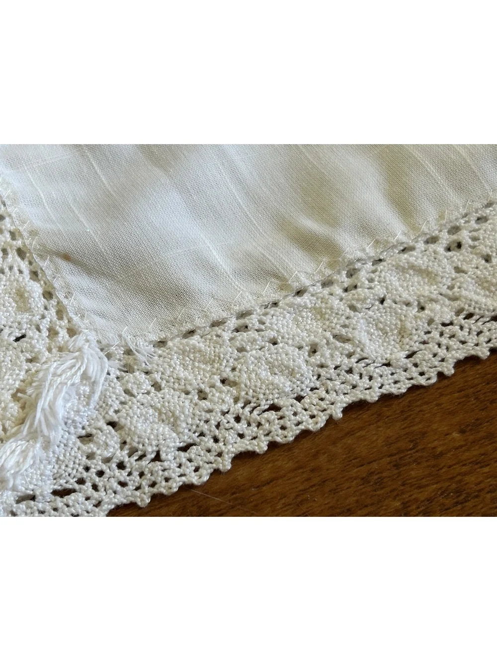 Vintage White Linen Table Runner with Crocheted Lace Edging